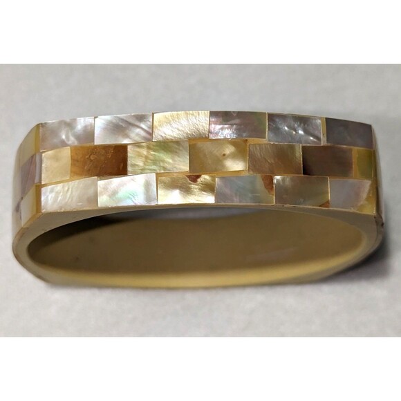 Vintage Inlaid Shell Bangle Bracelet - Picture 7 of 7